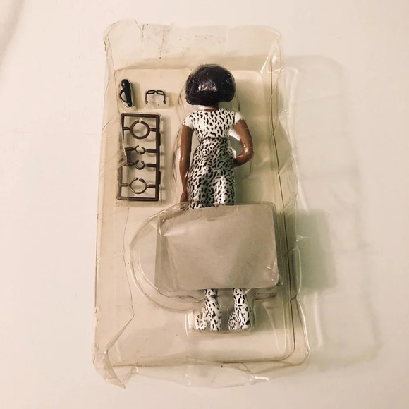 Vintage 1998 Scary Spice Girls 6 Inch Tall  Action Figure Doll Mel B Damaged - Picture 14 of 16